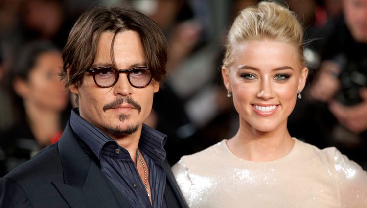 Johnny Depp y Amber Heard en el estreno de 'Los diarios del ron' en Londres