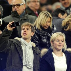 Sebastian Vettel y Hanna Prater en un partido de fútbol en Barcelona