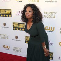 Oprah Winfrey en la alfombra roja de los Critics' Choice Movie Awards 2014