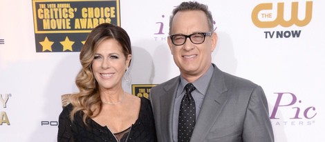 Tom Hanks y Rita Wilson en la alfombra roja de los Critics' Choice Movie Awards 2014