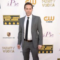 Alessandro Nivola en la alfombra roja de los Critics' Choice Movie Awards 2014