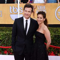 Jason Bateman y Amanda Anka en los Premios del Sindicato de Actores 2014