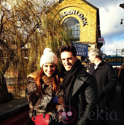 David Bustamante y Paula Echevarría en Camden Town