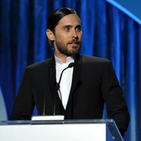 Jared Leto presentando un premio en los Producers Guild Awards 2014