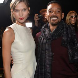 Karlie Kloss y Will Smith en el desfile de Dior de la Semana de la Moda Masculina de París 2014