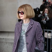 Anna Wintour en el desfile de Alta Costura de Chanel primavera/verano 2014 de París