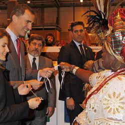 Los Príncipes de Asturias durante la inauguración de FITUR 2014