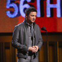 Jeremy Renner en la entrega de los Grammy 2014