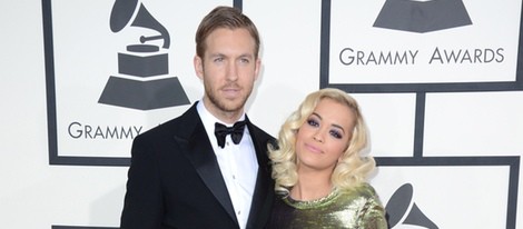 Rita Ora y Calvin Harris en los Grammy 2014