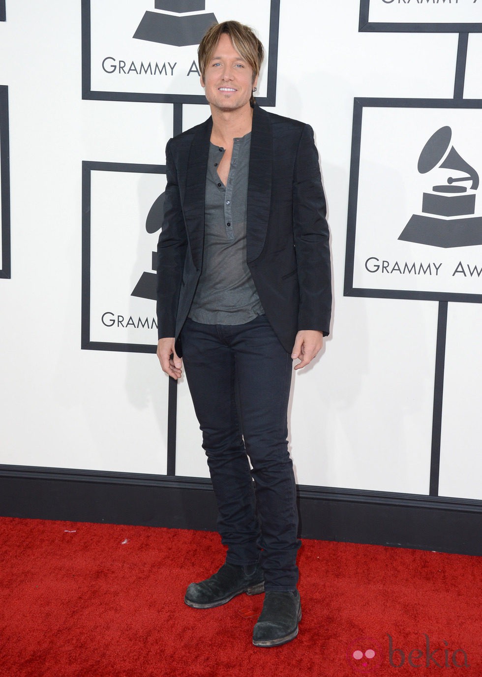 Keith Urban en la alfombra roja de los Grammy 2014