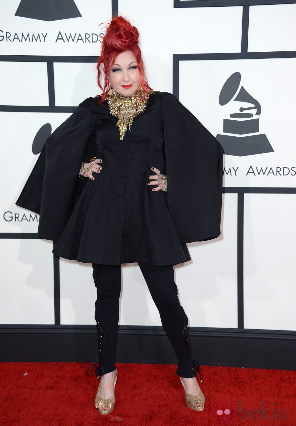 Cyndi Lauper en la alfombra roja de los Grammy 2014