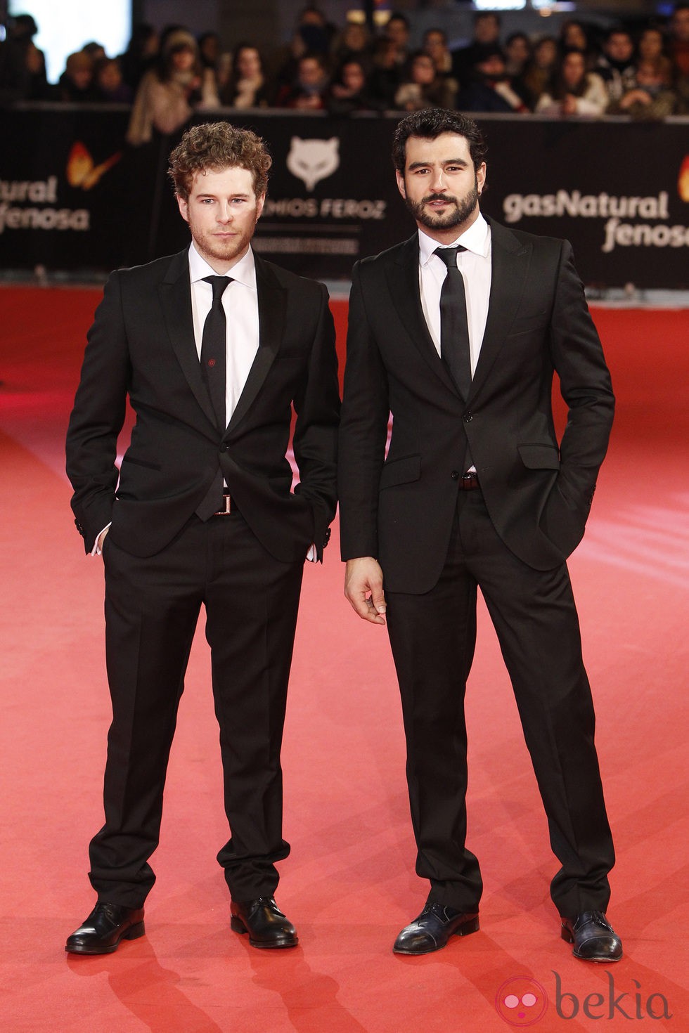 Álvaro Cervantes y Antonio Velázquez en la alfombra roja de los Premios Feroz 2014