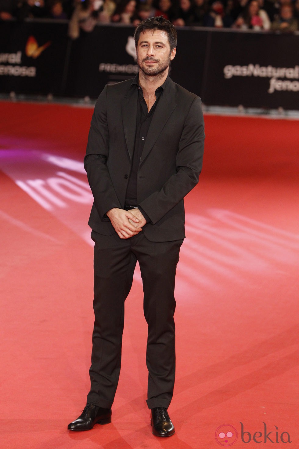 Hugo Silva en la alfombra roja de los Premios Feroz 2014