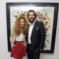 Borja Thyssen y Blanca Cuesta en la inauguración de su exposición de cuadros