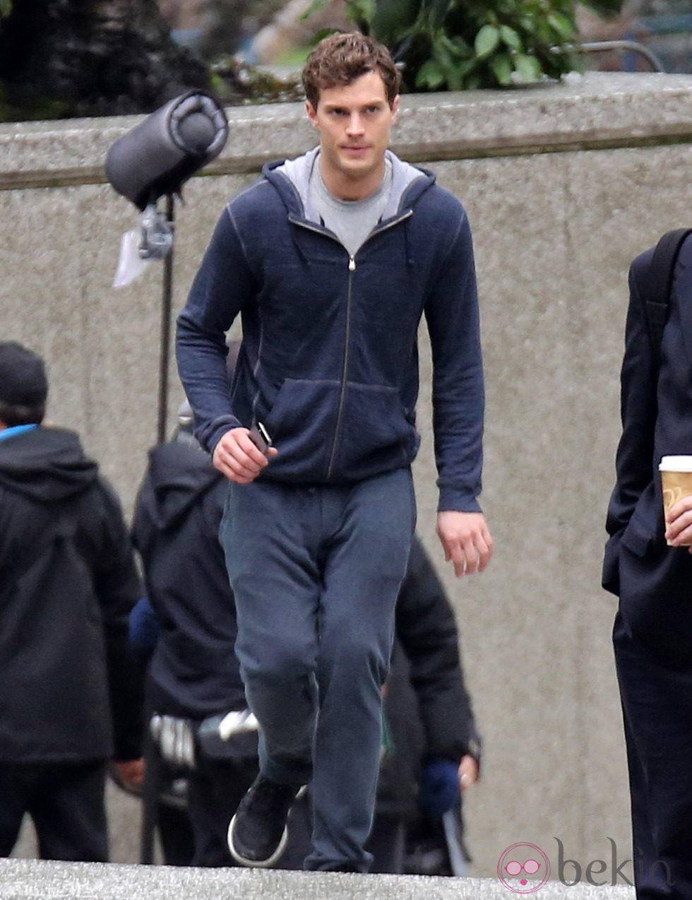 Jamie Dornan haciendo deporte en una escena de 'Cincuenta Sombras de Grey'