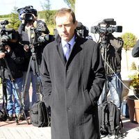 Emilio Butragueño en el tanatorio de Luis Aragonés