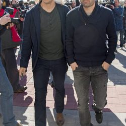 Carles Puyol y Andrés Iniesta en el tanatorio de Luis Aragonés