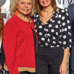 Mayra Gómez Kemp y Raquel Revuelta en el SIMOF 2014