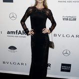 Behati Prinsloo en la gala amfAR 2014 de Nueva York