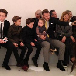 David Beckham con sus cuatro hijos en la Semana de la Moda de Nueva York 2014