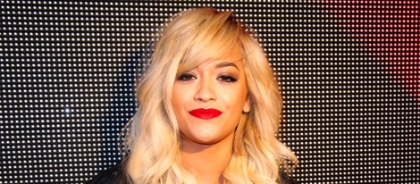 Rita Ora en el desfile de DKNY de la Semana de la Moda de Nueva York 2014