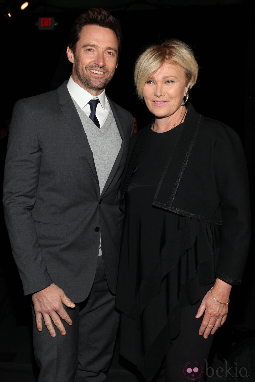 Hugh Jackman y Deborra-Lee Furness en el desfile de DKNY en la Semana de la Moda de Nueva York 2014