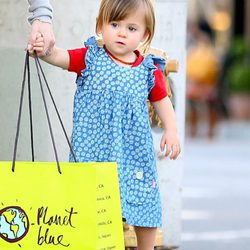 India Rose Hemsworth de compras en Los Angeles