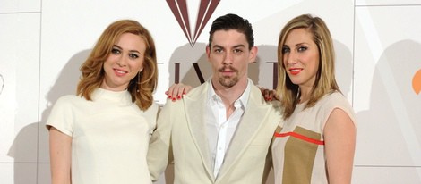 Marta Hazas, Adrián Lastra y Cecilia Freire en la presentación de Galerías Velvet