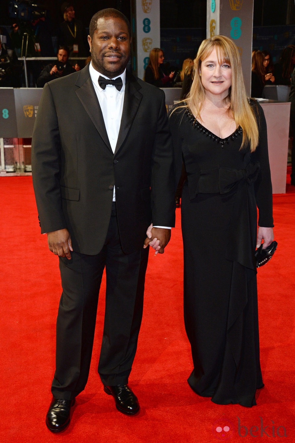 Steve McQueen y Bianca Stigter en la alfombra roja de los BAFTA 2014