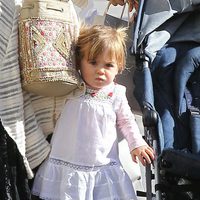 India Rose Hemsworth de compras con su madre