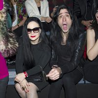 Mario Vaquerizo y Alaska en el front row de Davidelfin en Madrid Fashion Week 2014