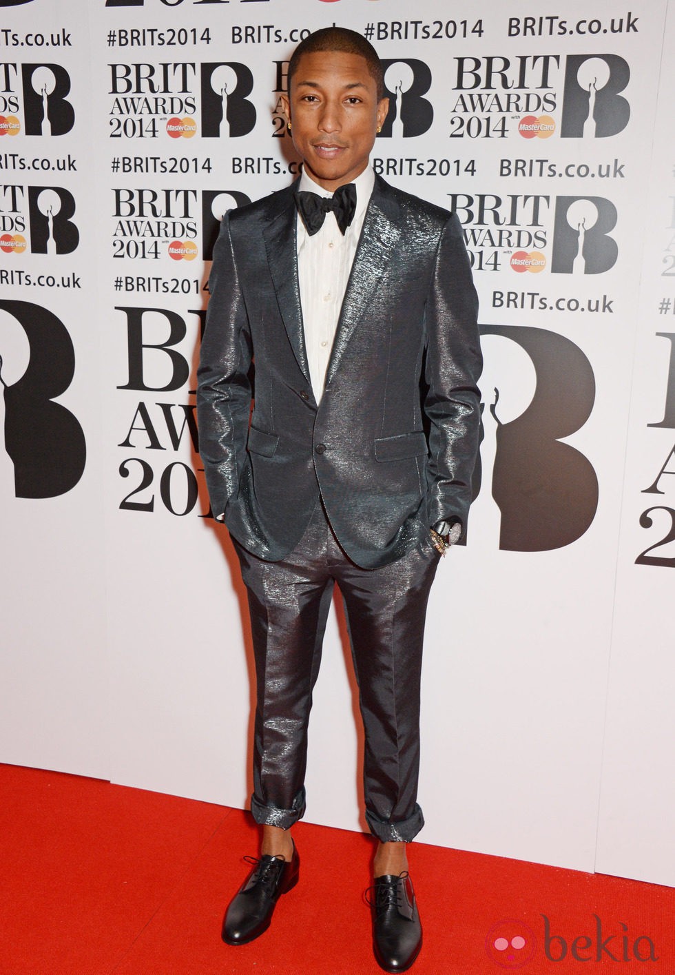 Pharrell Williams en los Brit Awards 2014