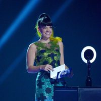 Lily Allen presenta uno de los galardones de los Brit Awards 2014