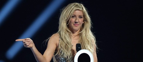 Ellie Goulding recoge su premio a la mejor solista solista femenina británica en los Brit Awards 2014