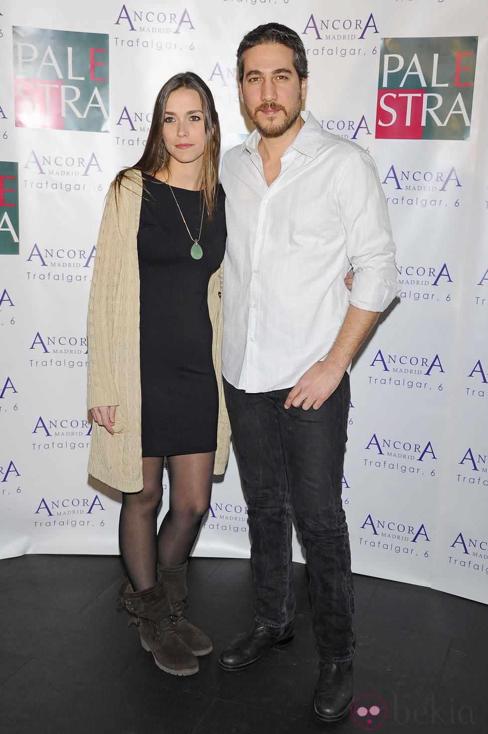 Alberto Ammann y Clara Méndez-Leite en la fiesta de aniversario de un gimnasio