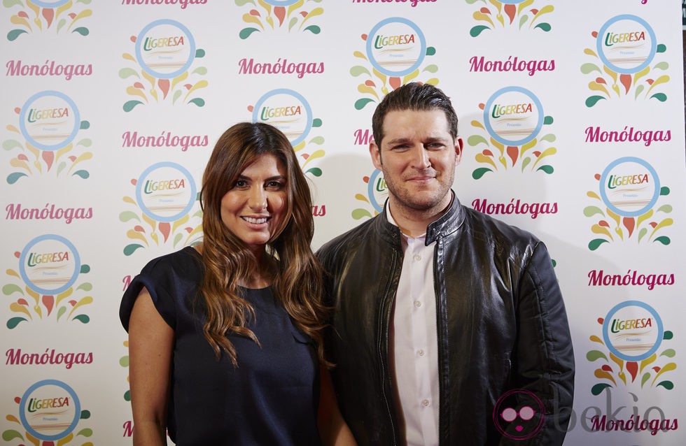 Manu Tenorio y Silvia Casas en el estreno de la obra 'Monólogas' en Madrid