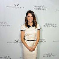 Nikki Reed en un acto organizado por la Fundación Lourdes en Los Angeles para conocer al Dalai Lama