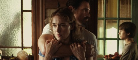 Kate Winslet y Josh Brolin en 'Una vida en tres días'