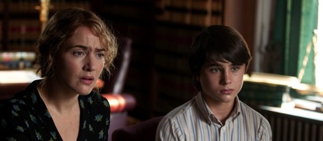 Kate Winslet y Gattlin Griffith en 'Una vida en tres días'