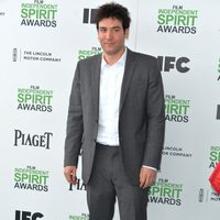 Josh Radnor en los Independent Spirit Awards 2014