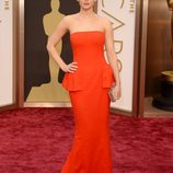 Jennifer Lawrence en la alfombra roja de los Oscar 2014