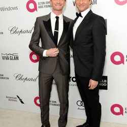 Neil Patrick Harris y David Burtka en la fiesta post Oscar 2014 organizada por Elton John