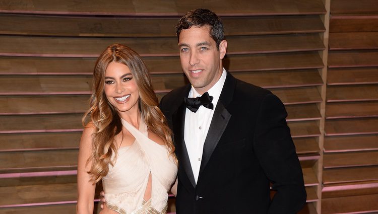 Sofía Vergara y Nick Loeb en la fiesta Vanity Fair tras los Oscar 2014