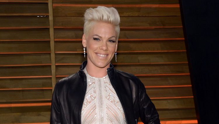 Pink en la fiesta Vanity Fair tras los Oscar 2014