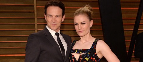 Stephen Moyer y Anna Paquin en la fiesta Vanity Fair en los Oscar 2014