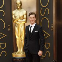 Benedict Cumberbatch en la alfombra roja de los Oscar 2014