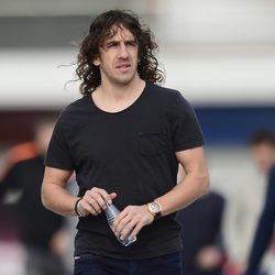 Carles Puyol anuncia que deja el Barça