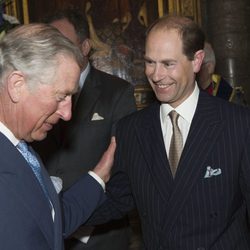 El Príncipe Carlos felicita por su 50 cumpleaños al Príncipe Eduardo en el Día de la Commonwealth