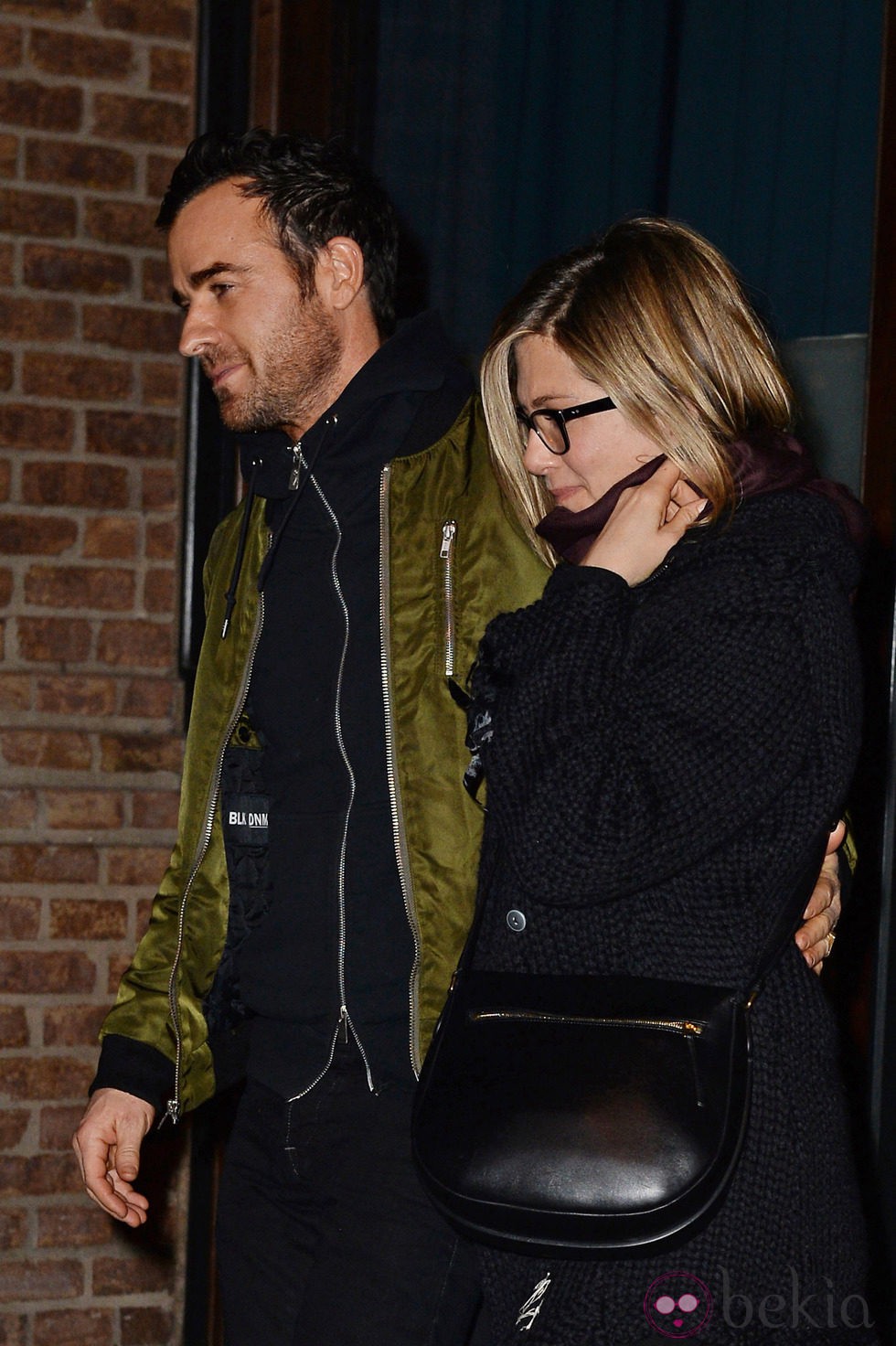 Jennifer Aniston y Justin Theroux a la salida de un restaurante de Nueva York