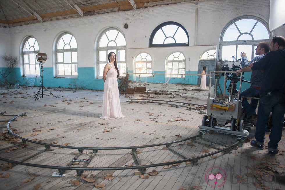 Ruth Lorenzo en la grabación del videoclip de 'Dancing in the rain', canción de Eurovisión 2014